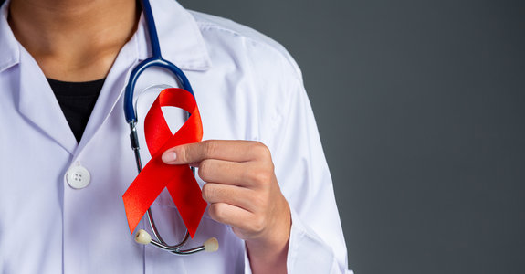 Prevenir el sida es un compromiso de todos, la detección temprana es clave