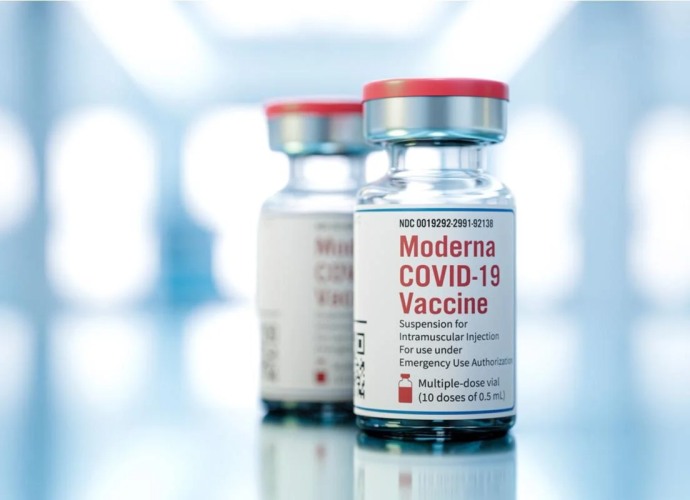 No gasten las vacunas de Moderna en primeras dosis